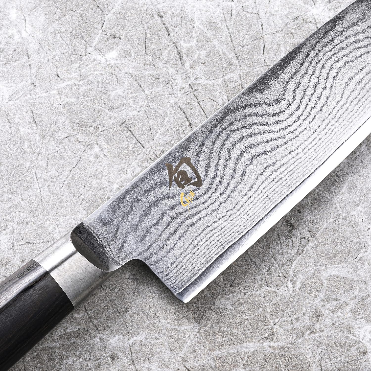 KAI Shun Classic 178mm Santoku Knife – Premium Japanese Chef’s Knife, Stainless Steel Kitchen Knife,vegetable Knife