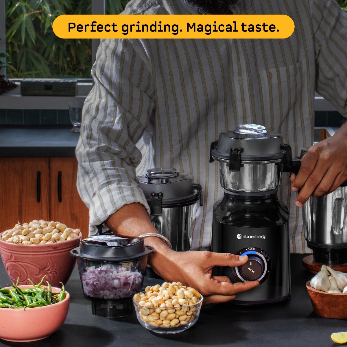 Atomberg Zenova Mixer Grinder with Unique Coarse Mode, 4 Jars including Unique Chopper Jar with Hands Free Operation (BLACK)